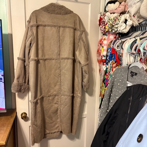 UGG coat - Picture 2 of 16